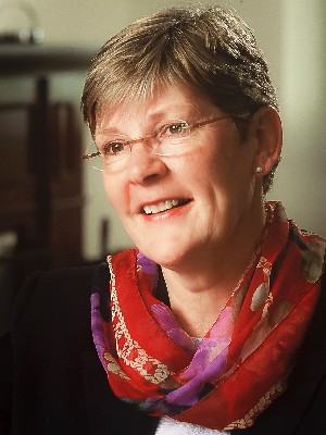 Linda Morrow